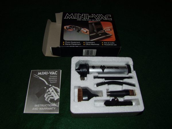 MiniVac  Camera / Tablet Cleaner New in the box - Image 2