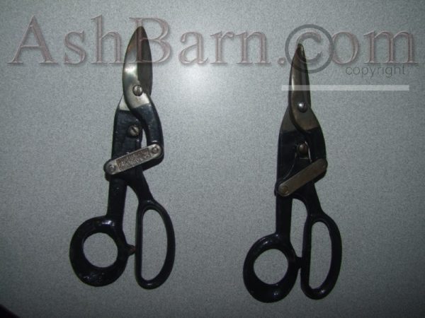 VINTAGE SHEET METAL SHEAR TIN SNIPS (set of 2)