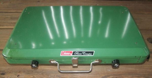 Coleman Vintage Propane Camp Stove 2 Burner - Image 2