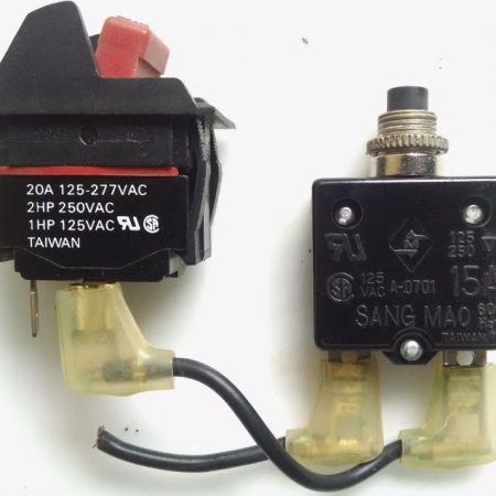 On / Off Locking Rocker Switch with Thermal Breaker