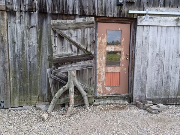 Barn Doors & Siding & Rustic yard art Gates - Image 3